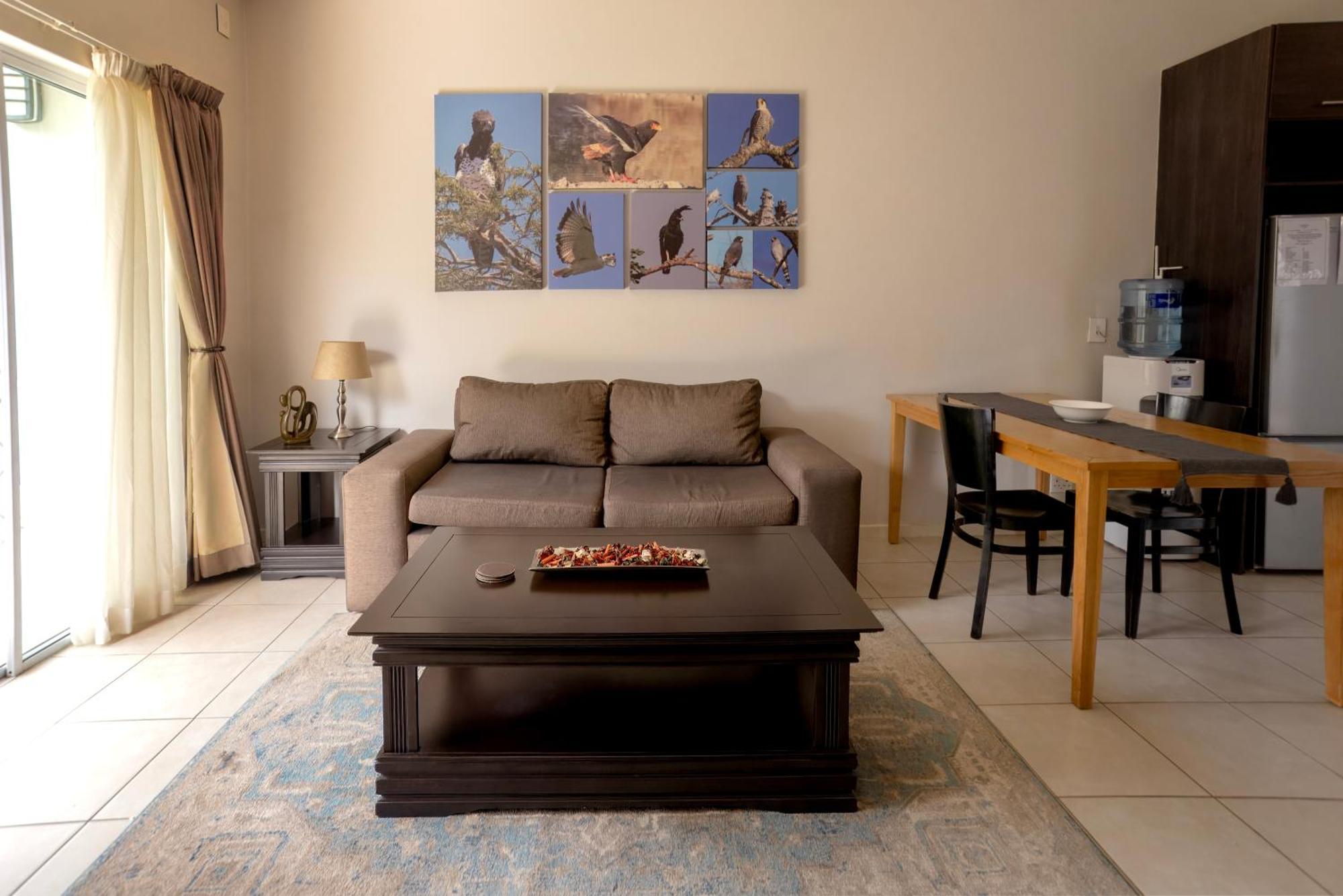 Apartments @ 125 Gaborone Bagian luar foto